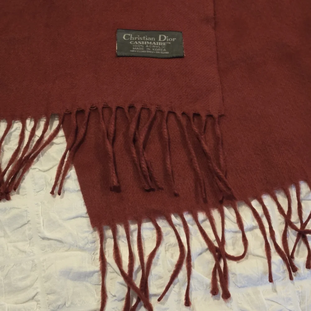 🧣 Vintage Christian Dior Cashmaire Scarf – Burgundy – 52